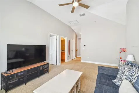 7216 S Saint Patrick Street Tampa FL 33616