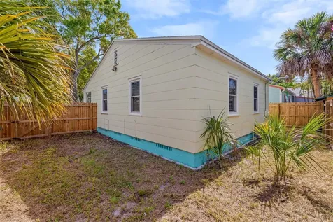 2501 Oakdale Street S St Petersburg FL 33705