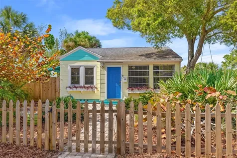 2501 Oakdale Street S St Petersburg FL 33705