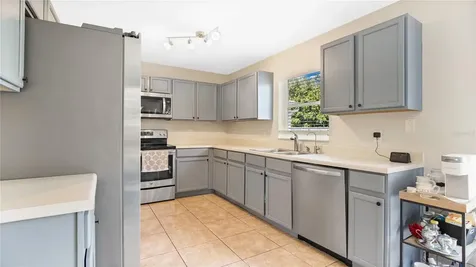 3125 Holland Drive Orlando FL 32825