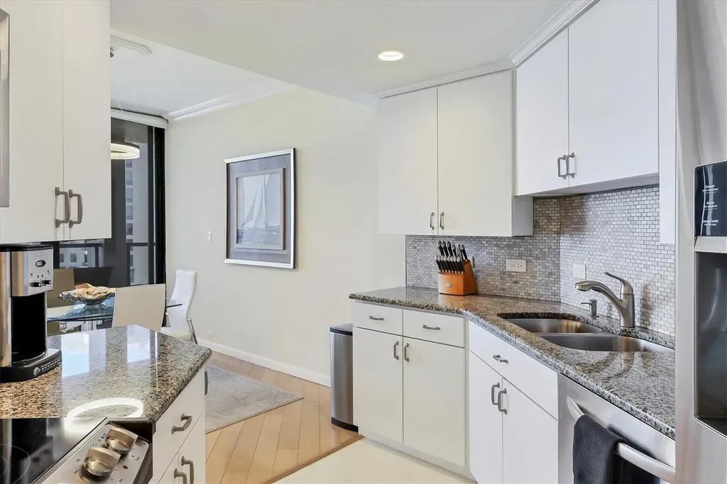 1211 Gulf Of Mexico Drive Longboat Key FL 34228