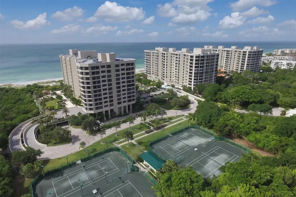 1211 Gulf Of Mexico Drive Longboat Key FL 34228