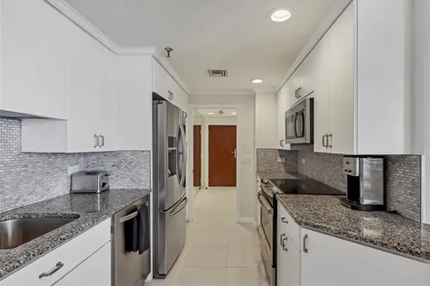 1211 Gulf Of Mexico Drive Longboat Key FL 34228