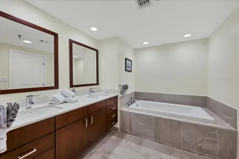 1211 Gulf Of Mexico Drive Longboat Key FL 34228