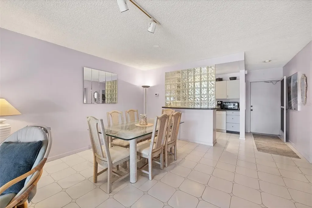 500 S Washington Drive Sarasota FL 34236