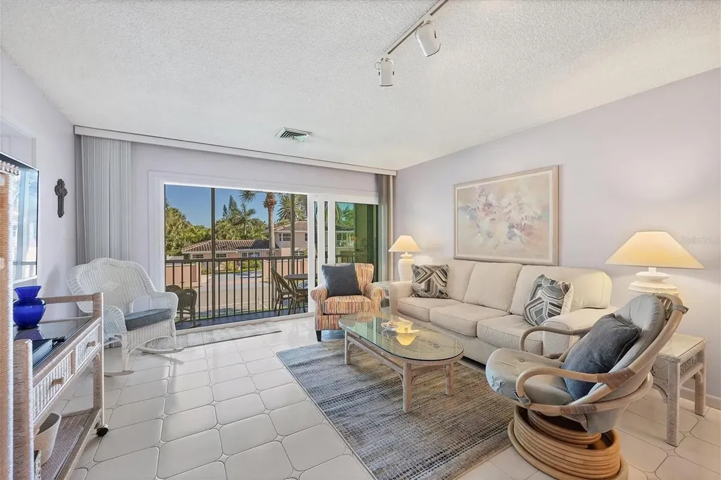 500 S Washington Drive Sarasota FL 34236