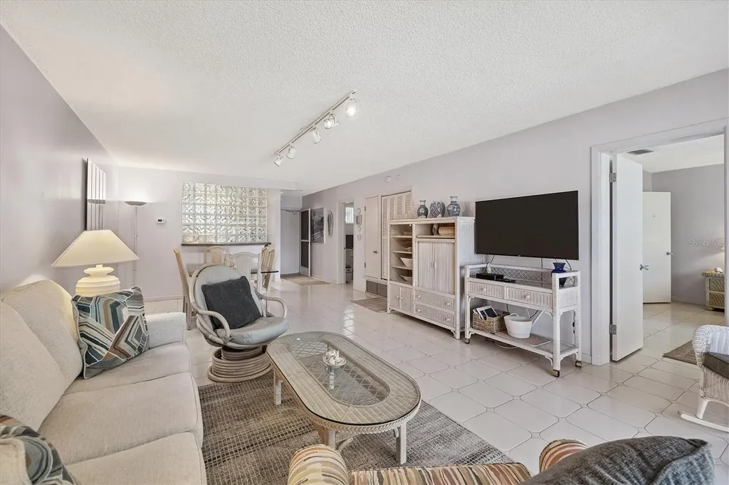 500 S Washington Drive Sarasota FL 34236