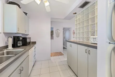 500 S Washington Drive Sarasota FL 34236