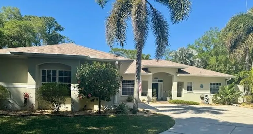 4860 Hamilton Oaks Lane Sarasota FL 34232