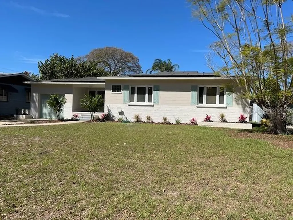 4627 25th Avenue N St Petersburg FL 33713