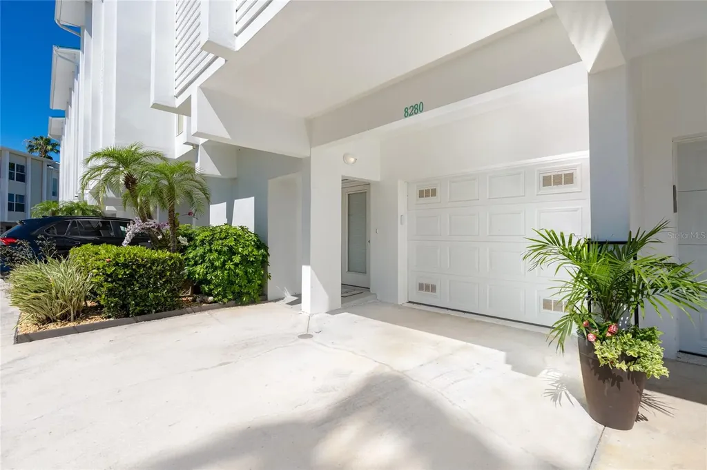 8280 Harborside Circle Englewood FL 34224