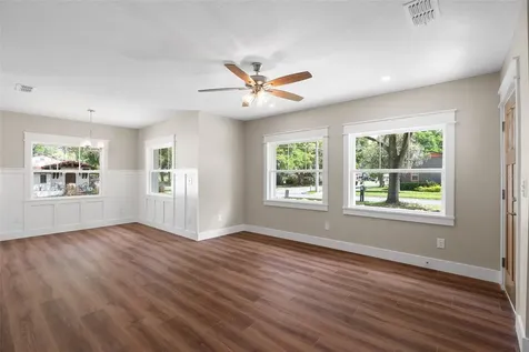 853 N Clayton Street Mount Dora FL 32757