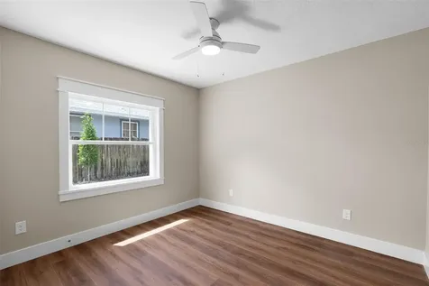 853 N Clayton Street Mount Dora FL 32757