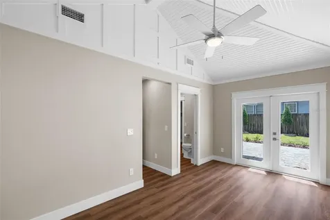 853 N Clayton Street Mount Dora FL 32757