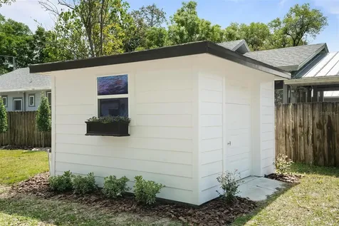 853 N Clayton Street Mount Dora FL 32757