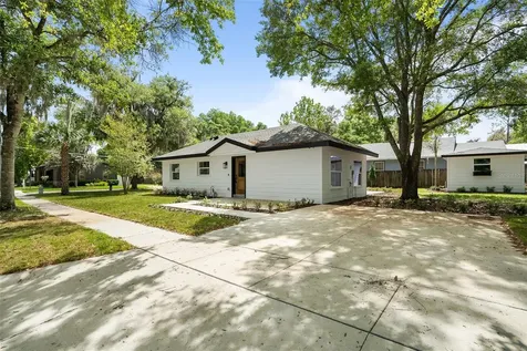 853 N Clayton Street Mount Dora FL 32757