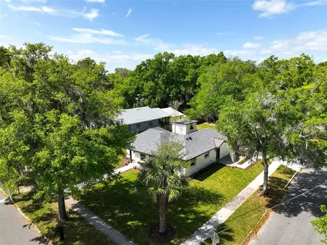 853 N Clayton Street Mount Dora FL 32757