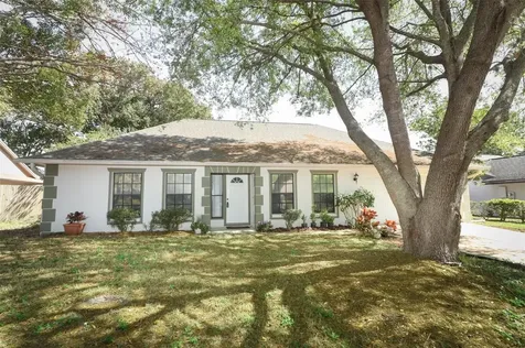 1042 Mckinnon Avenue Oviedo FL 32765