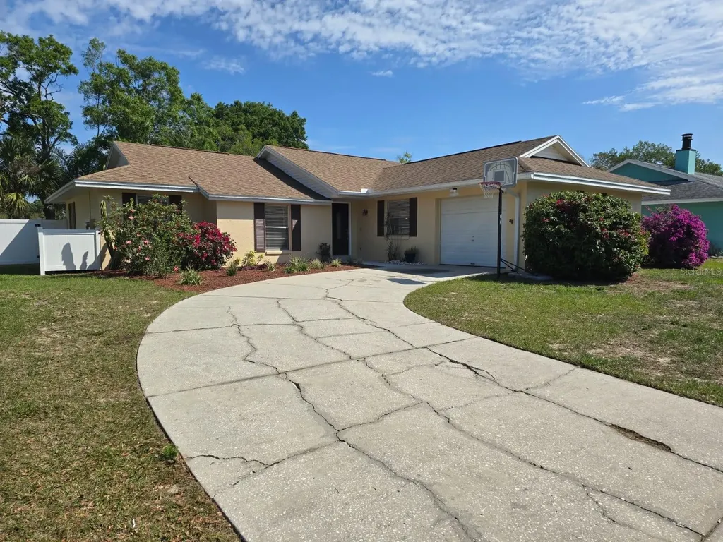 1415 Sunnyhills Drive Brandon FL 33510