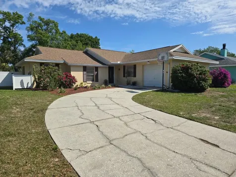 1415 Sunnyhills Drive Brandon FL 33510