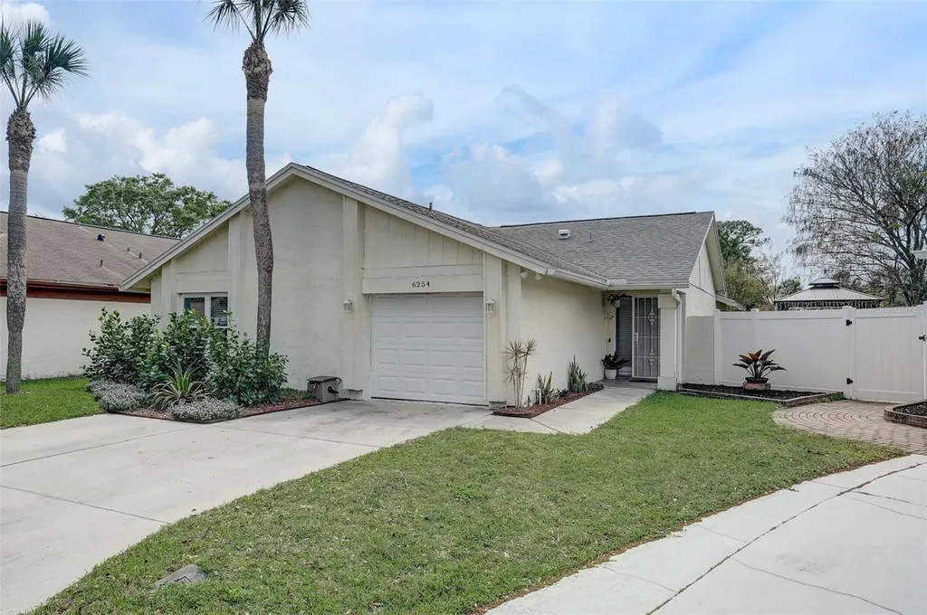 6254 Gardenview Court Orlando FL 32822