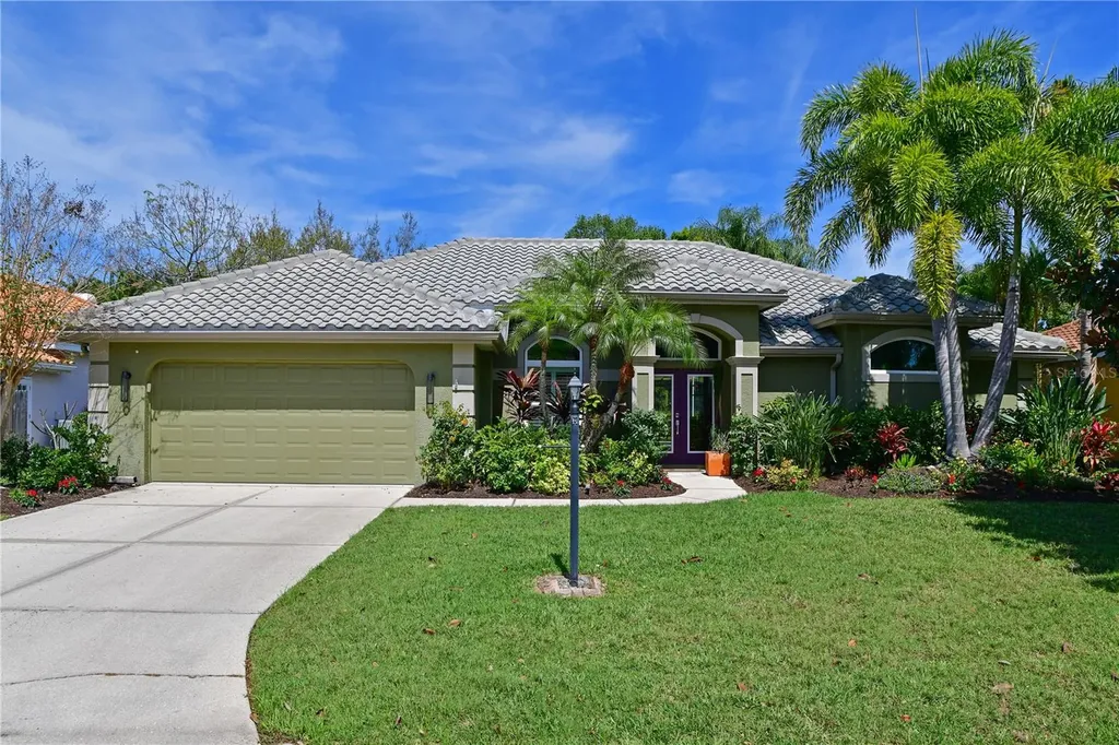 4477 Mcintosh Lake Avenue Sarasota FL 34233
