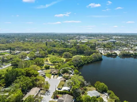 5027 31st Street W Bradenton FL 34207
