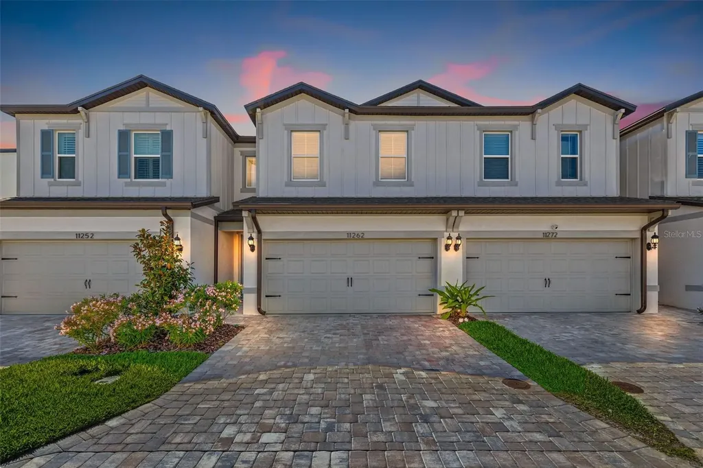 11262 Beach Walk Way NE St Petersburg FL 33716