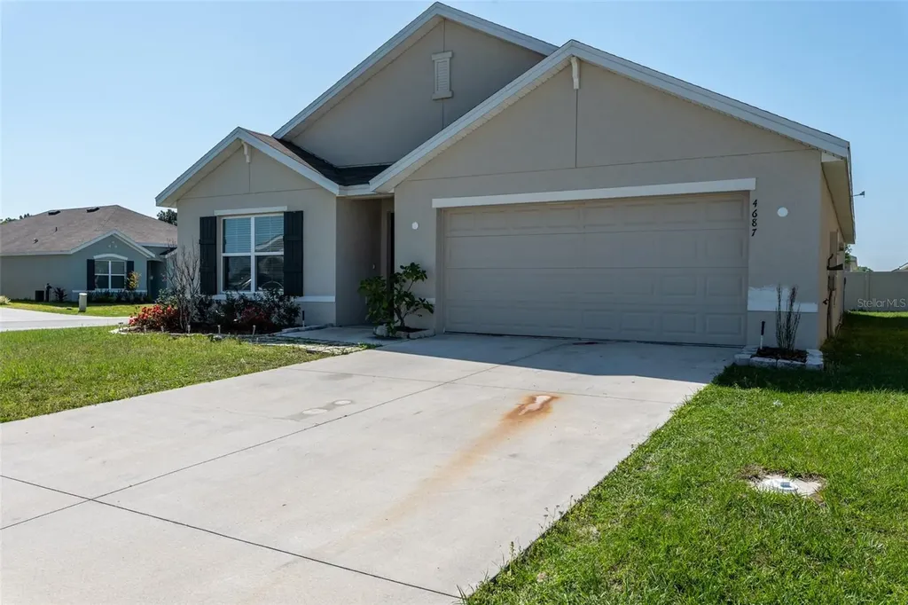 4687 Sigcom Place Wildwood FL 34785