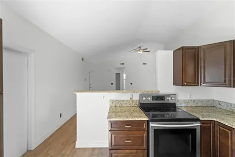 1048 Gwyn Circle Oviedo FL 32765