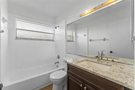 1048 Gwyn Circle Oviedo FL 32765