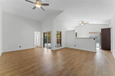 1048 Gwyn Circle Oviedo FL 32765