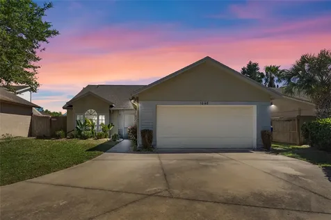 1048 Gwyn Circle Oviedo FL 32765