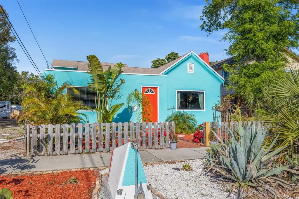 1717 2nd Street S St Petersburg FL 33701