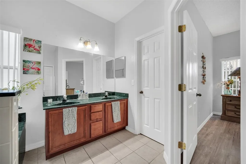 541 Castlemain Circle Davenport FL 33897