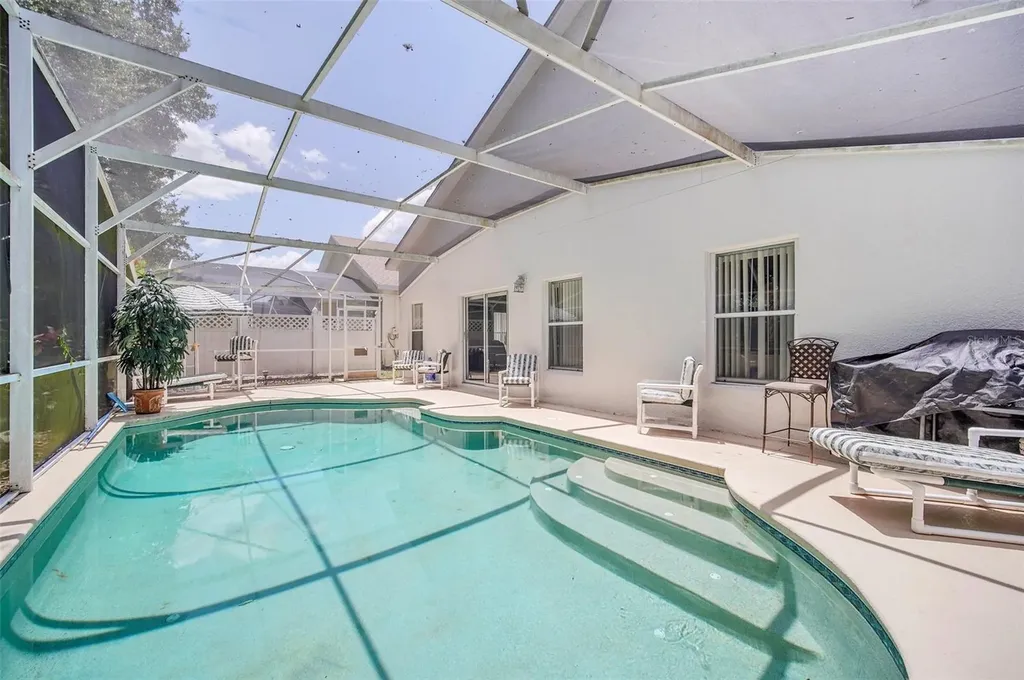 541 Castlemain Circle Davenport FL 33897
