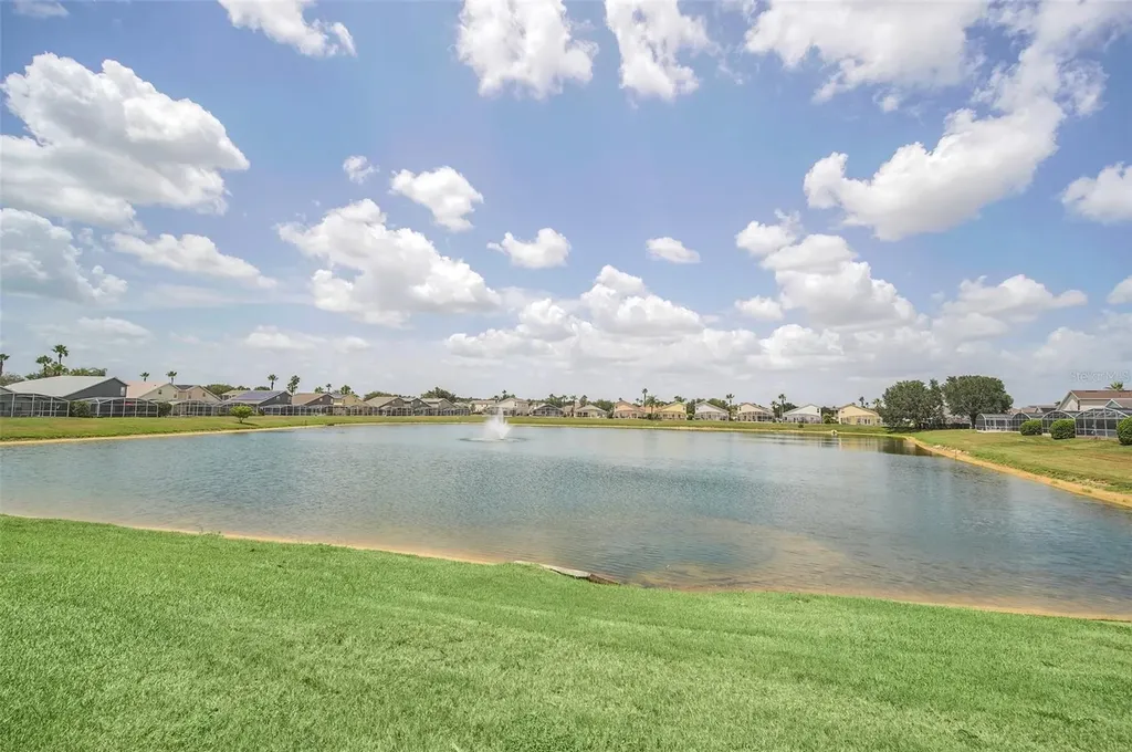 541 Castlemain Circle Davenport FL 33897