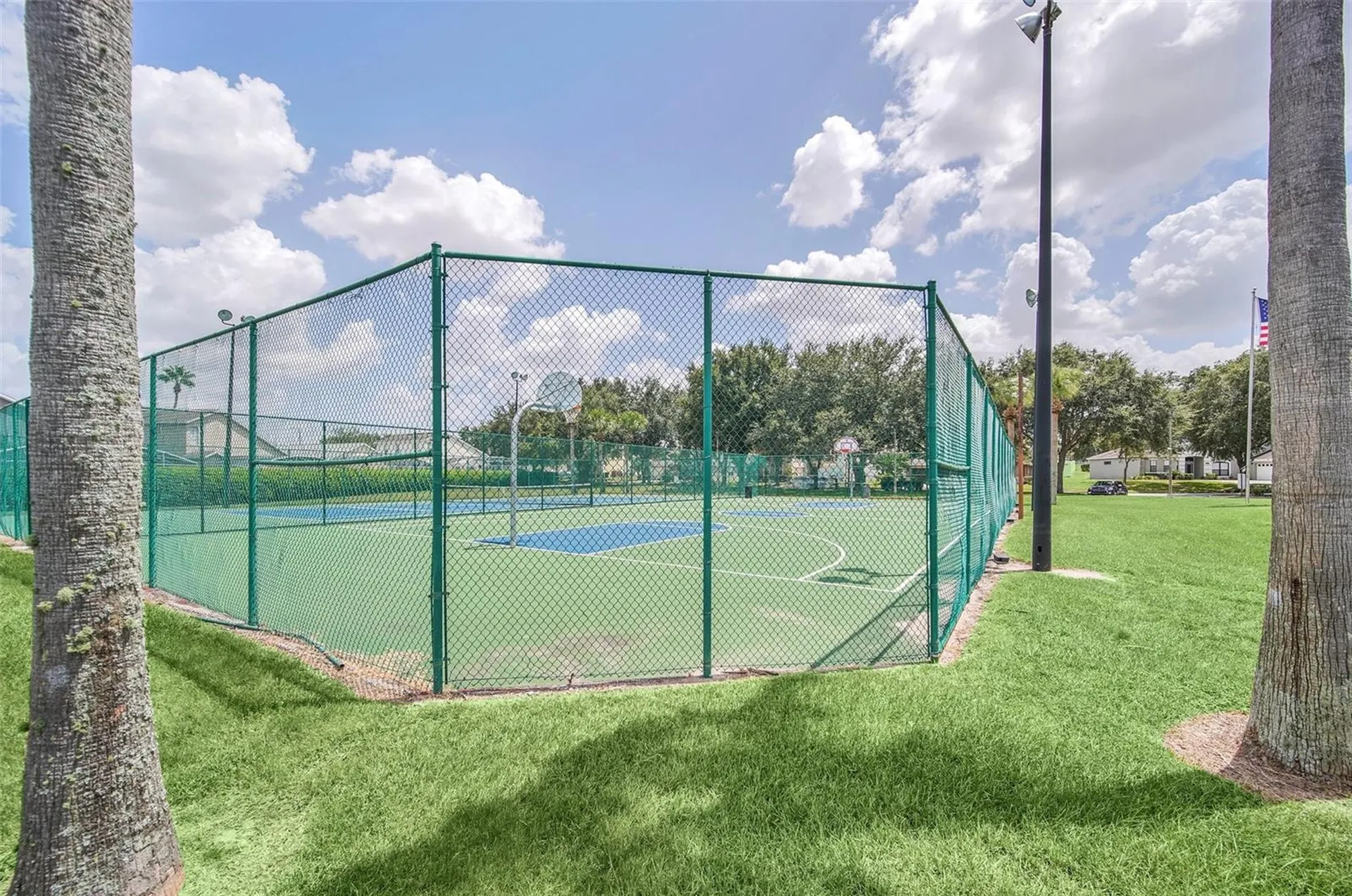 541 Castlemain Circle Davenport FL 33897