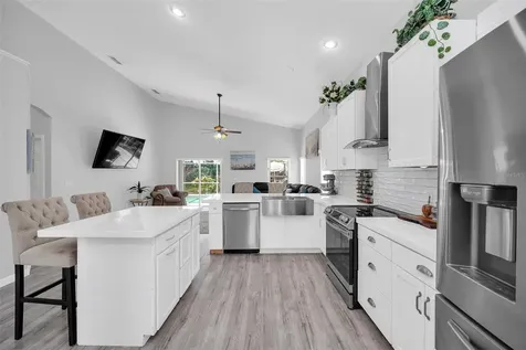 541 Castlemain Circle Davenport FL 33897