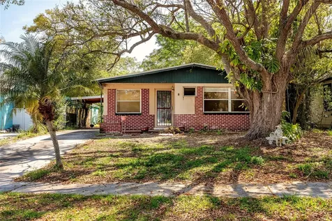 1277 Woodlawn Terrace Clearwater FL 33755