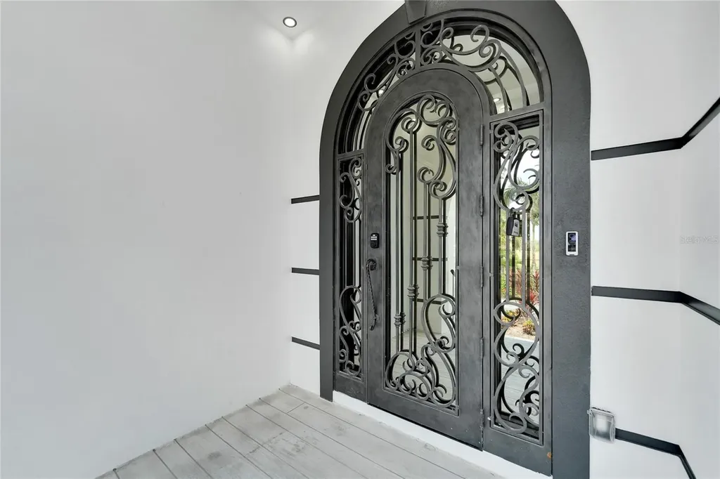 534 Estuary Shore Lane Apollo Beach FL 33572