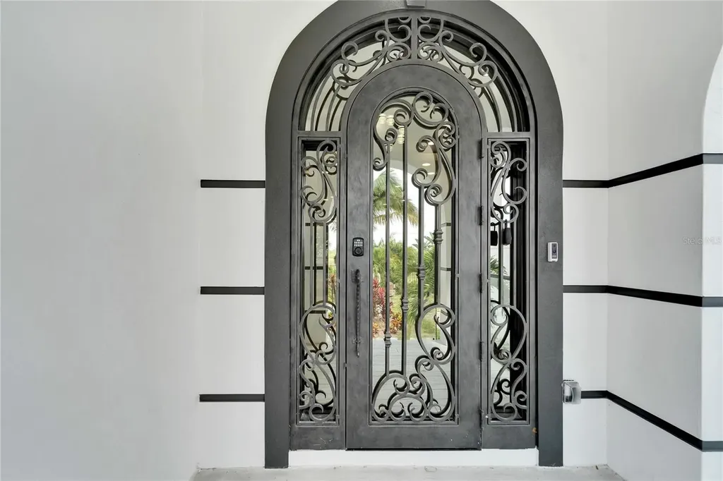 534 Estuary Shore Lane Apollo Beach FL 33572