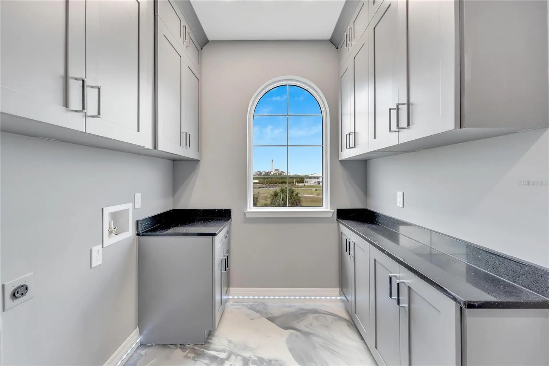 534 Estuary Shore Lane Apollo Beach FL 33572