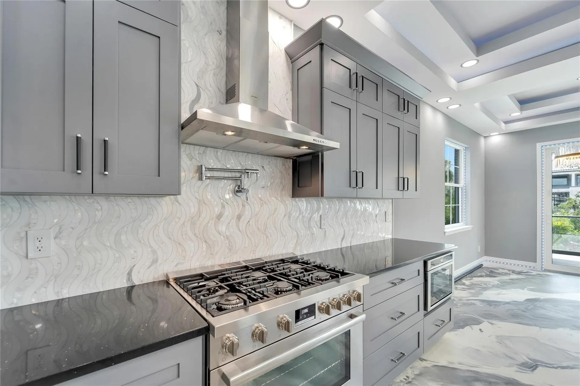 534 Estuary Shore Lane Apollo Beach FL 33572