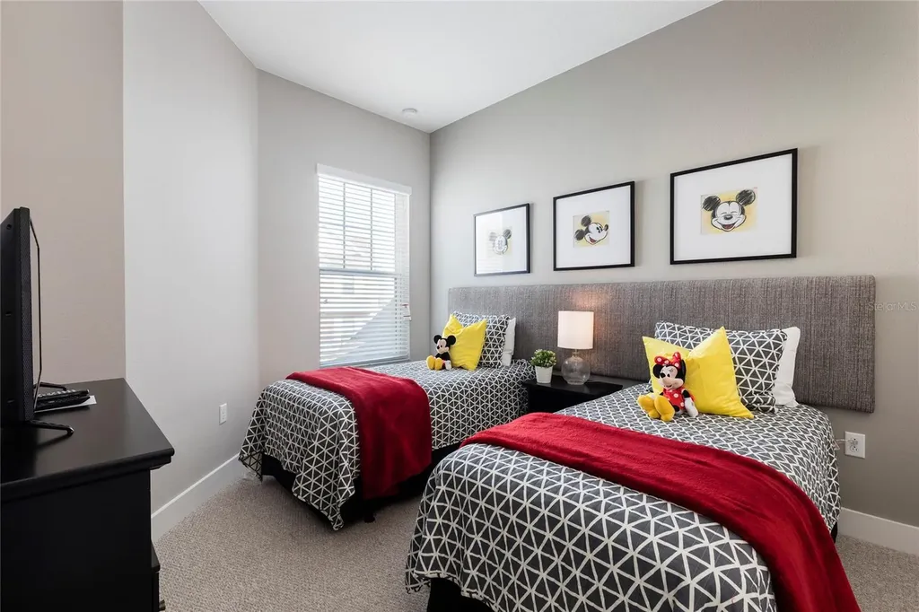 7546 Sunville Avenue Kissimmee FL 34747