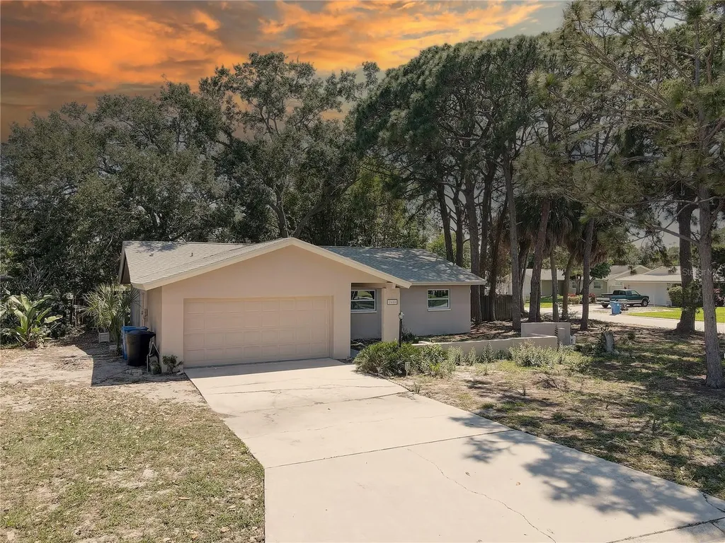 2688 60th Avenue S St Petersburg FL 33712