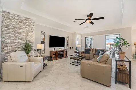 5312 Tulip Drop Drive Wimauma FL 33598