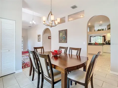 1352 Highwood Place Wesley Chapel FL 33543