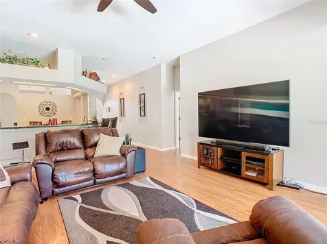 1352 Highwood Place Wesley Chapel FL 33543