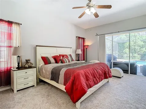 1352 Highwood Place Wesley Chapel FL 33543